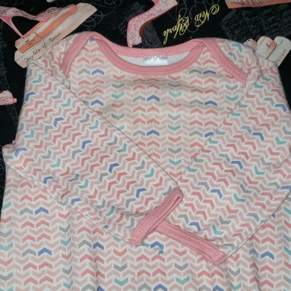10 for $20😍 Baby clothes - Picture 3 of 4